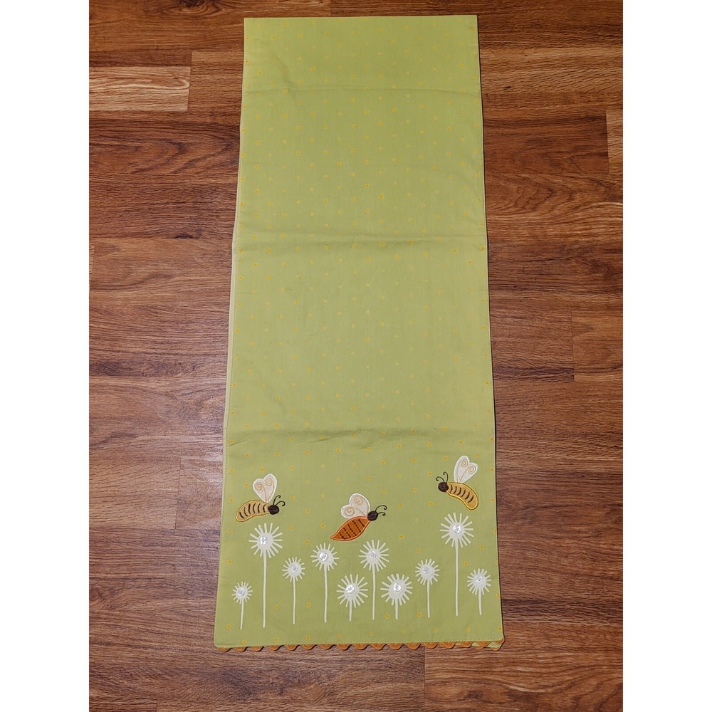 Dept 56 Light Green Bee Design‎ Table Runner